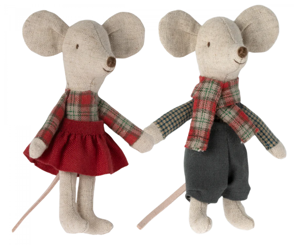 Winter Mice Twins